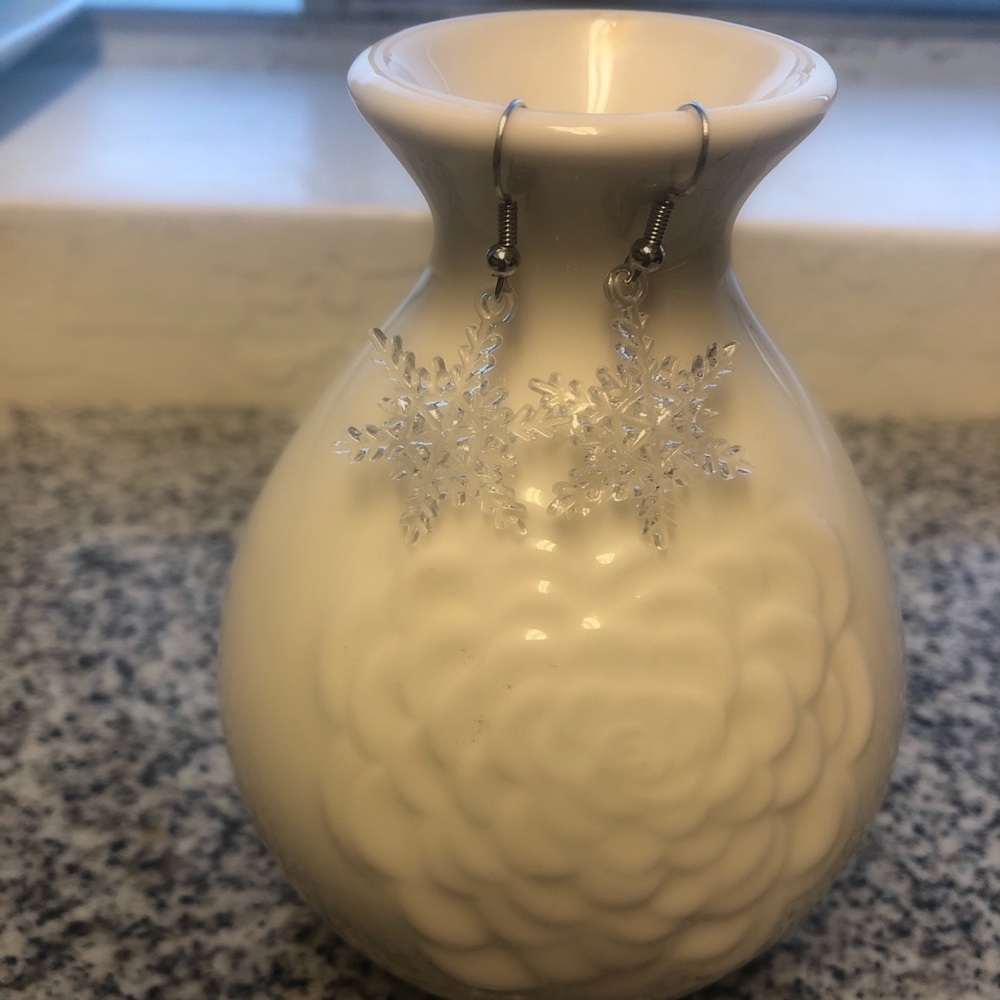 Christmas Snow Flakes Earrings